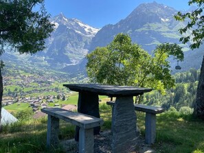 Outdoor dining - Chalet am Bühl by Interhome (Grindelwald)