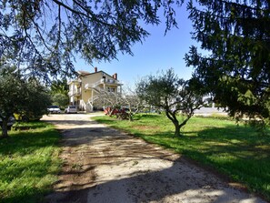 Property grounds - SILVA 2+1 2. KAT by Interhome (Umag/Savudrija)
