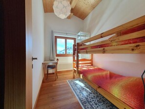 2 bedrooms, Internet