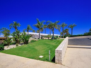 Property grounds - Anthea, Villa mit Pool und Fußball-Tennisplatz nur wenige Kilometer vom Strand by Interhome (Marina di Ragusa)