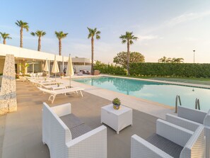 Pool - Tolles Ferienhaus in Cerasella mit Großem Garten by Interhome (Marina di Ragusa)