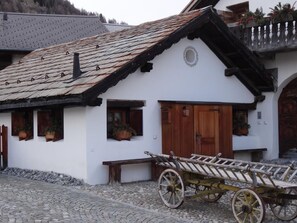 Exterior - Chesa Arettas by Interhome (Bever)