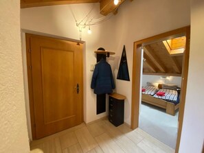 Internet - Haus Suot Chesas 8b by Interhome (St. Moritz)