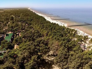 Beach - in Dźwirzyno mit Privater Terrasse by Interhome (Dzwirzyno)