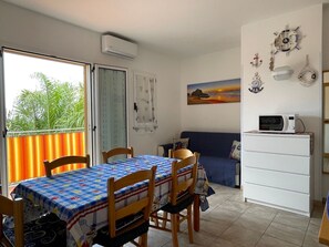 Dining - Appartement in Ragusa mit Pool by Interhome (Marina di Ragusa)