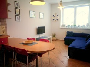 TV - "FeWo bis 4 Personen". by Interhome (Kolobrzeg)