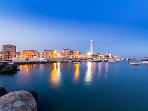 Marina - Agamennone, Wohnung 20 Meter vom Meer entfernt mit einer möblierten Terrasse. by Interhome (Punta Secca)