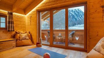 Télévision, cheminée