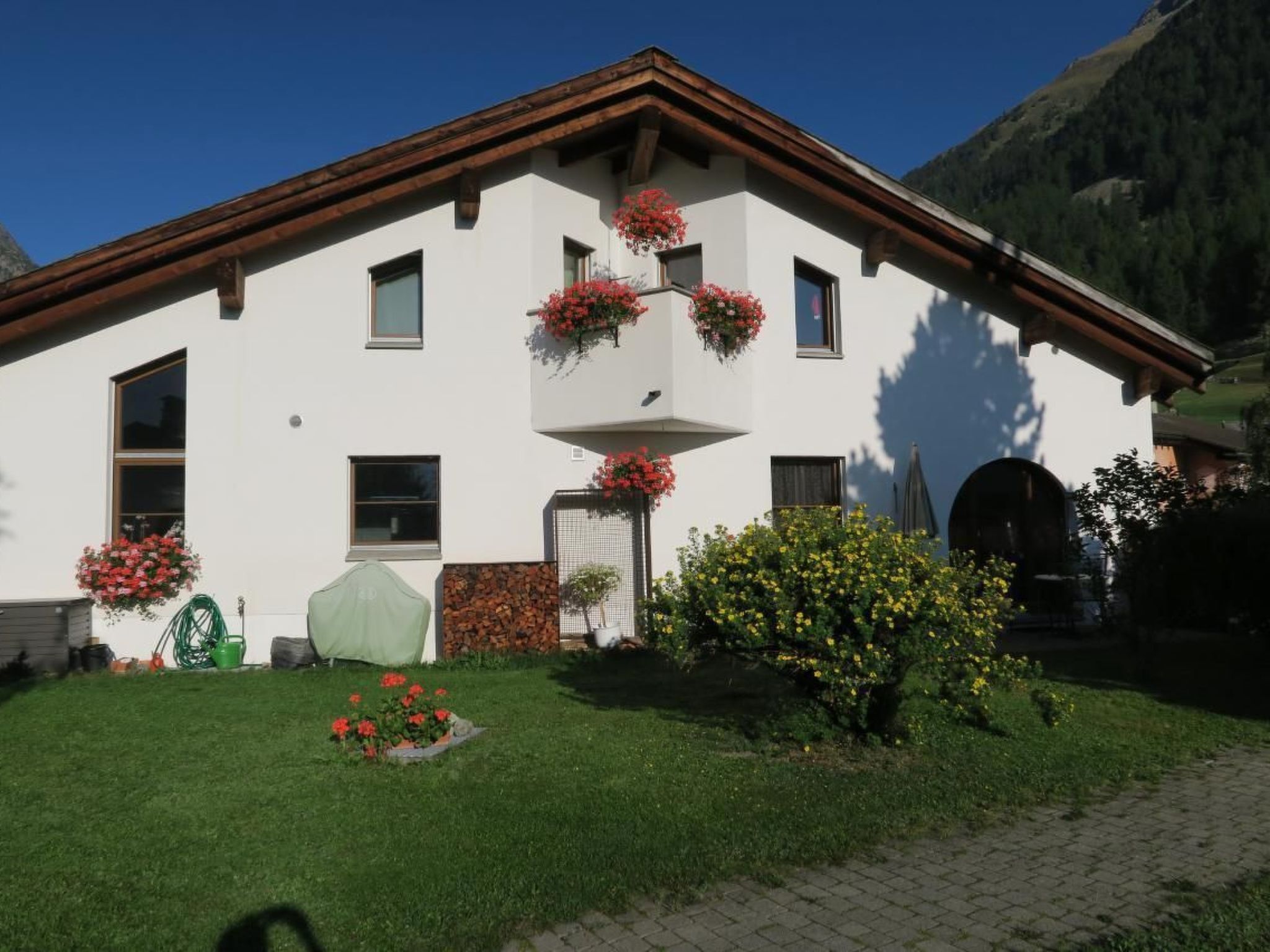 Esterni