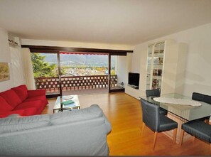 TV - My charming nest by Interhome (Ascona)