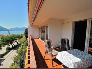 Outdoor dining - My charming nest by Interhome (Ascona)