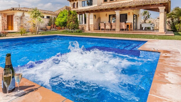 Pool - Villa Moliner ; Ruhe in 3,5 km Entfernung vom Strand von Llenaire by Interhome (Formentor)