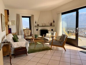 TV - Casa Rocca Bella A by Interhome (Ascona)