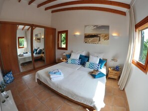 Internet - Villa Vista Verde mit Pool und Garten by Interhome (Crestatx)