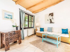 Living area - Adults Only Finca - Apartment zum entspannen by Interhome (Son Gall Vell)