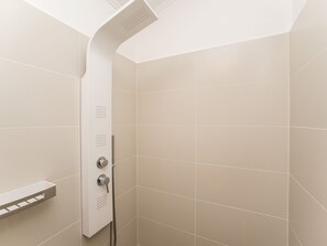 Towels - Villa Bianca - Ferienhaus mit privatem Pool by Interhome (Privlaka)