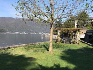 Property grounds - Exklusives Apartment, am Luganersee, mit Außenpool by Interhome (MAROGGIA)