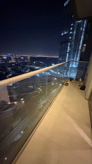 Property grounds - Cozy 1-bedroom apartment in excellent view near dubai mall , burj khalifa (Dubai)