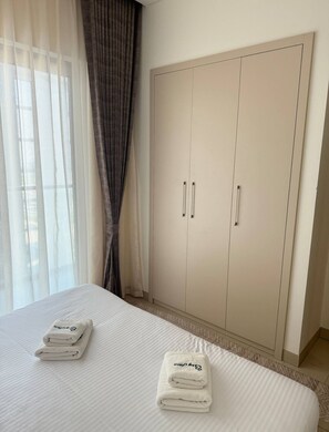 1 chambre, fer et planche à repasser, Wi-Fi