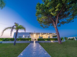 Exterior - Villa 'Mamma Antonella' mit privatem Pool by Interhome (Menfi)