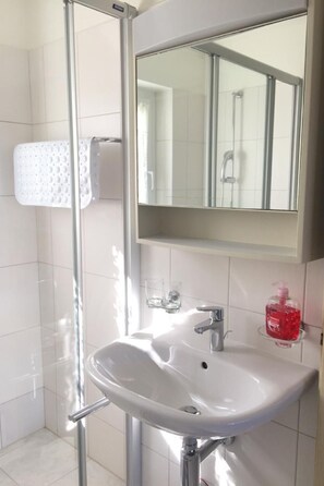 Towels - Appartamento Doris by Interhome (Locarno)