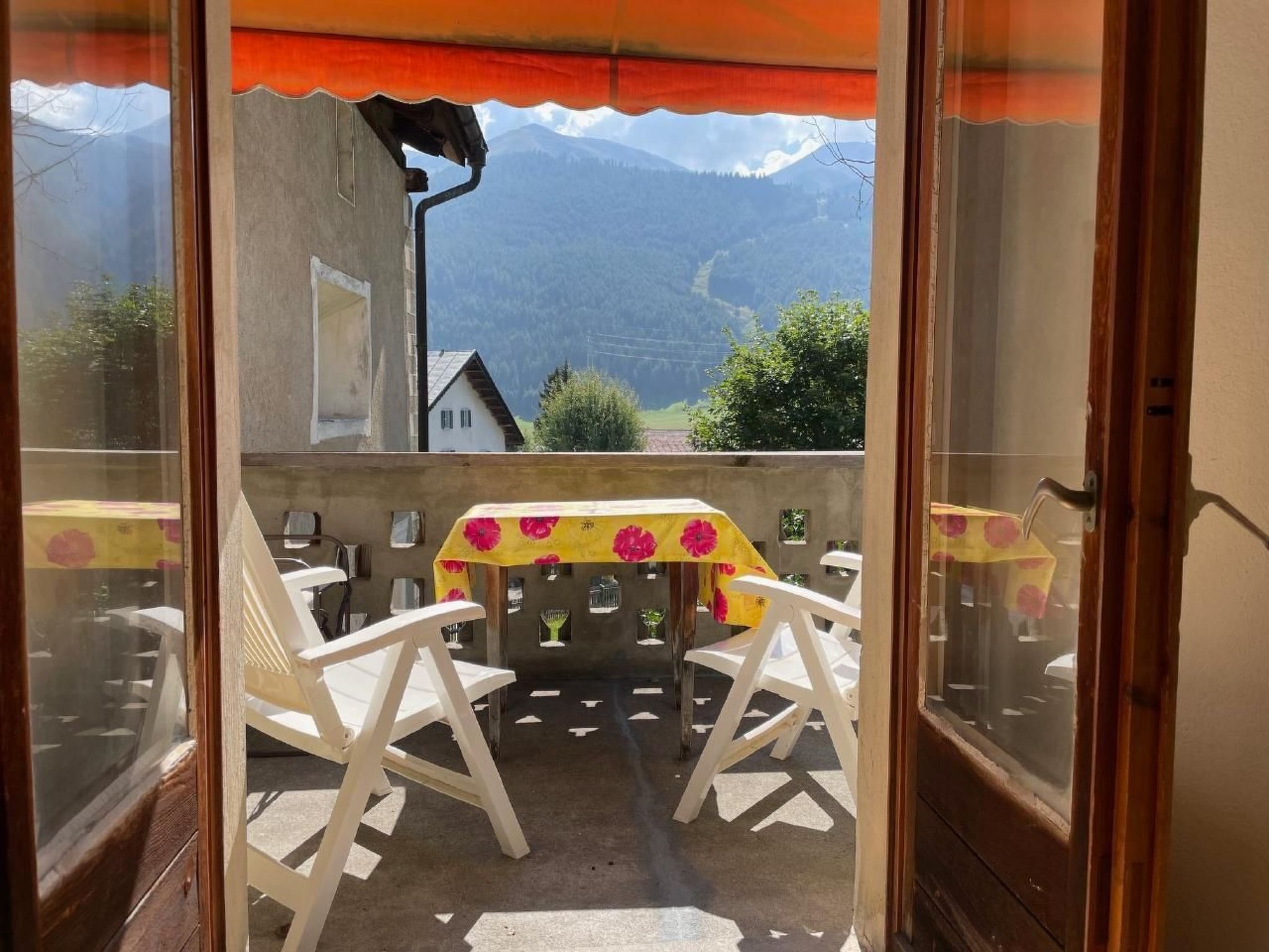 تناول الطعام بالخارج