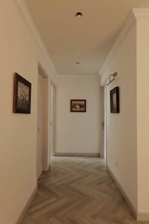 Căn hộ dành cho gia đình, phòng thông nhau | Khu vực ăn uống tại phòng