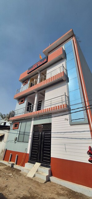 숙박 시설 정면