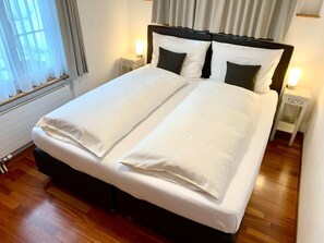 Internet - Chalet Haus am See by Interhome (St. Moritz)