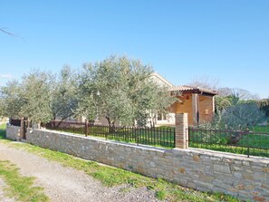 Property grounds - Gemütlicher Familienausflug in einem ruhigen Vorort von Pula by Interhome (Pula)