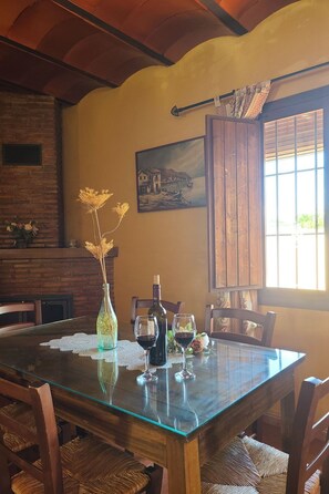 Dining - in Algarinejo mit Eigener Terrasse by Interhome (Fuentes de Cesna)