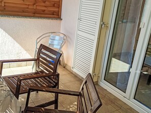 Terrace/patio - mit Blick auf das Wasser by Interhome (Pula/Banjole)