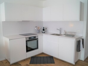Fridge, oven, dishwasher, cookware/dishes/utensils - Panorama Locarno by Interhome (Locarno)