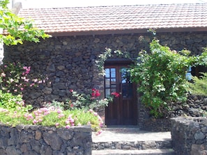 Exterior detail - Traditionelles kanarisches Landhaus by Interhome (San Andres)