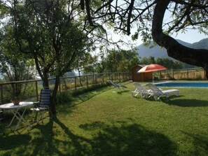 Property grounds - Kleiner Bungalow mit zwei Schlafzimmern. by Interhome (La Vall de Bianya)