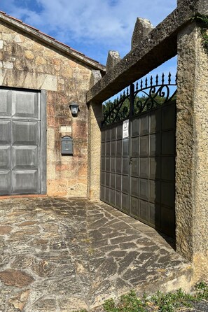 Exterior detail - Casa Romeo für 4 Personen by Interhome (Brión)