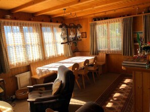 Dining - Chalet Gibu gemütliche 6-Bettwohnung by Interhome (Hasliberg)