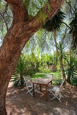 Outdoor dining - Finca Can Gall in Sant Joan De Labritja mit Pool by Interhome (San Lorenzo)