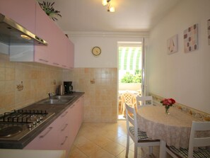 Fridge, cookware/dishes/utensils - Radojka L by Interhome (Poreč)