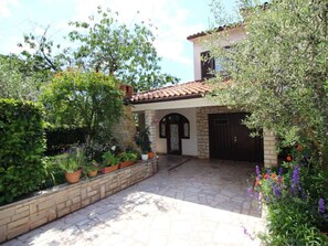 Exterior - Radojka L by Interhome (Poreč)