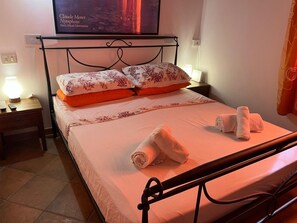 Internet - 'Marcantonio' mit Privatparkplatz by Interhome (Castellammare del Golfo)