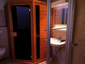 Bathroom - Strandhaus by Interhome (Breege)