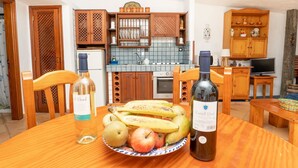 Private kitchen - Finca "Casa Azul" mit Garten, Grill und Terrasse by Interhome (Chuchurumbache)