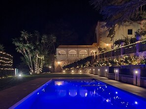 Pool - Villa Tommaso Maruggi Jacuzzi und privater Pool by Interhome (Alcamo)