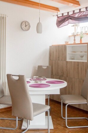 Dining - Moin-Moin in Friedrichskoog-Spitze by Interhome (Friedrichskoog)