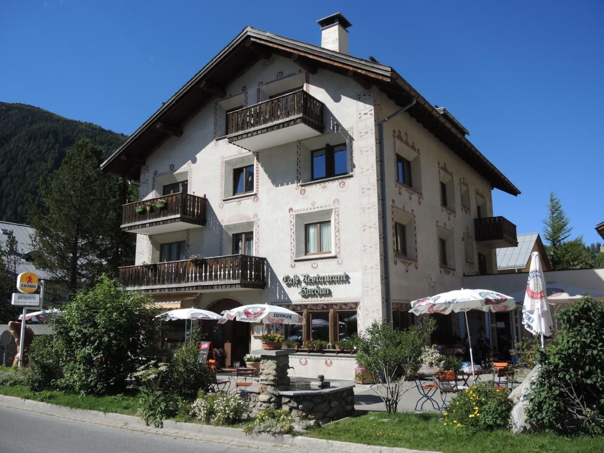 المنشأة من الخارج