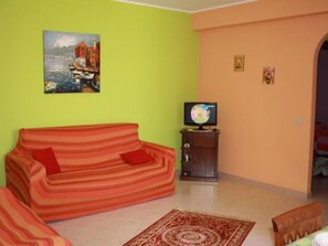 TV - Wohnung in Balestrate mit kostenlosem Parkplatz by Interhome (Balestrate)