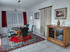 Dining - Casa Barbara by Interhome (Piazzogna)