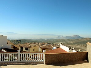 Property grounds - Villa "Casa Medina Güevejar" by Interhome (Güevéjar)