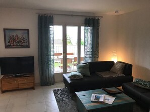 TV, DVD player - Piazzogna by Interhome (Piazzogna)